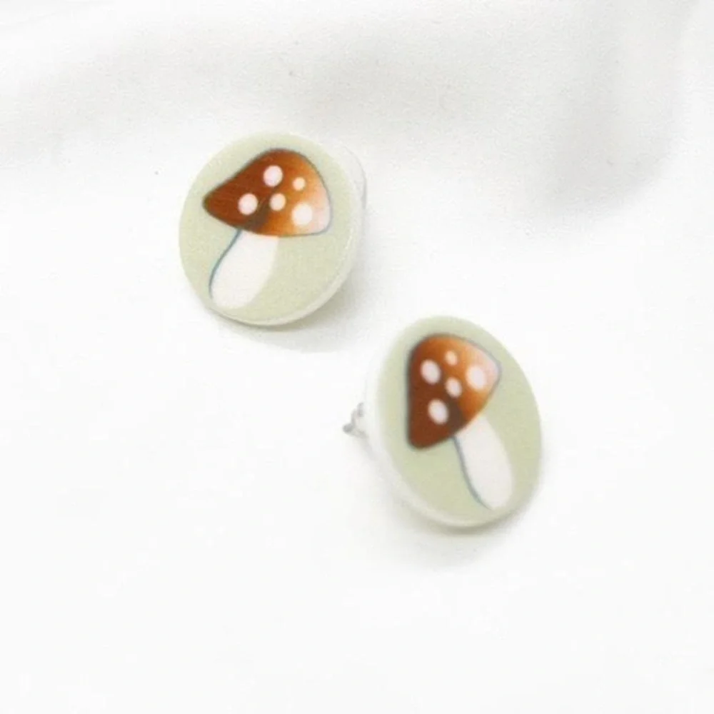 Mushroom Studs